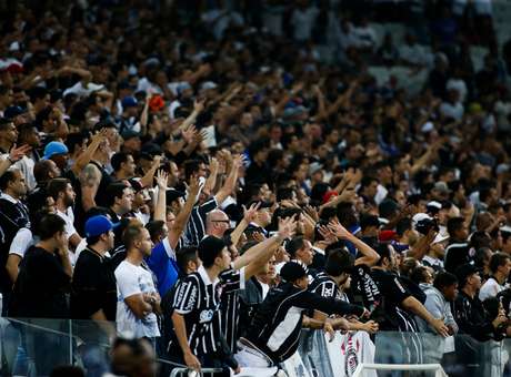 Divisórias definitivas são instaladas na Arena Corinthians