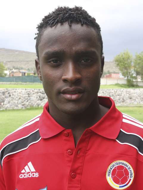 Corinthians contrata atacante colombiano que estava na Índia