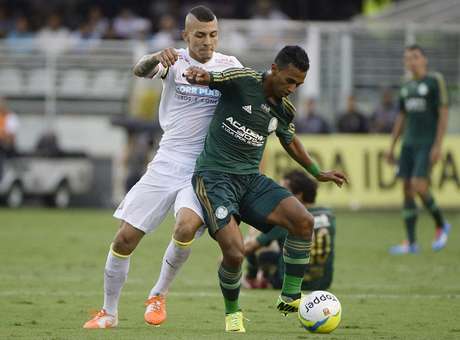 Flu e Palmeiras abrem negociações pelo lateral Juninho