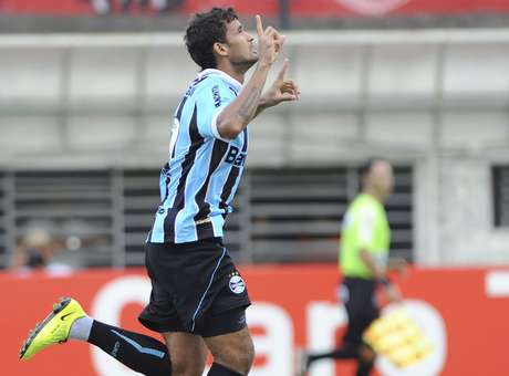 Palmeiras admite interesse em atacante do Real Madrid B