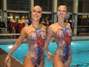 Lara e Nayara v�o usar um mai� com o desenho do corpo humano na Olimp�ada de Londres. Foto: Terra