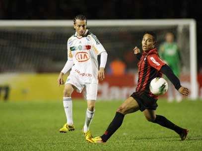 Copa do Brasil: siga Atl�tico-PR x Palmeiras. Foto: Giuliano Gomes/Gazeta Press