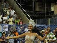 Luiza Brunet brilha em ensaio da Imperatriz Leopoldinense. Foto: Divulga��o