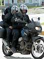 Adriano Grandi, Fabio Oliveira e Giovanni Palumbo s�o amigos h� mais de 10 anos e fan�ticos por moto. Foto: Divulga��o
