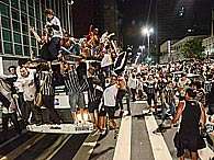 Festa do título parou a Avenida Paulista. Foto: Adriano Lima/Terra