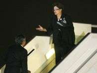 Dilma não deu declarações após descer do avião. Foto: Reuters