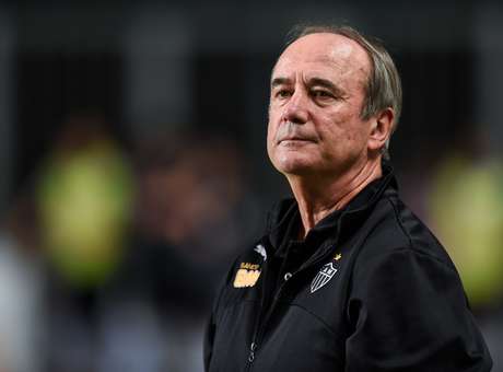 Levir diz que Cruzeiro tem técnica e Atlético-MG tem alma