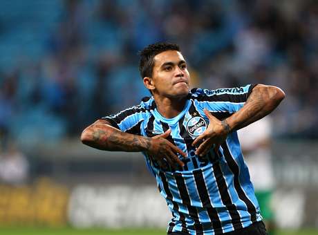 São Paulo pode ir atrás de Dudu se o Grêmio desistir