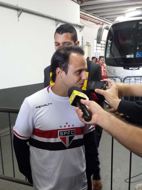 Fanático pelo São Paulo, Massa diz não 