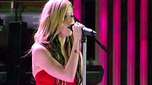 Avril Lavigne dá "adeus" à Vancouver 2010; veja