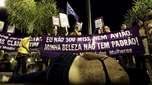 Feministas fazem protesto antes do Miss Brasil 2013 em Belo Horizonte