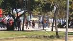 Manifestantes quebram ponto de ônibus na Barra