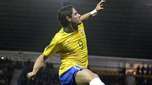 Pato espera volta para a Seleção Brasileira "lá na frente"