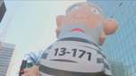Boneco inflável de Lula retorna a protesto 'escoltado'