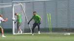 Vídeo: Seleção Brasileira faz último treino antes de viagem a São Petersburgo