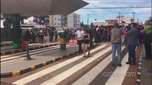 Correria: últimos candidatos chegam para o Enem antes do portão fechar
