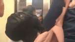 Pessoas aplaudem 'expulsão' de mulher sem máscara no metrô