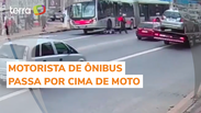 Motorista de &ocirc;nibus passa por cima de moto durante briga de tr&acirc;nsito em SP