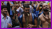 The revelers prepare the costumes for the carnival;  how to choose the perfect dress for a party