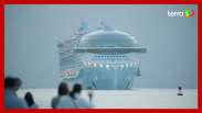 Considered the largest ship in the world, it arrives in Miami for its debut