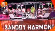 Xanddy Harmonia leads the trio 'D That Jeito'