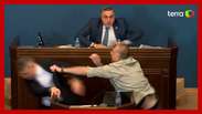 Parlamentares da Geórgia entram em briga física durante discussão de projeto de lei
