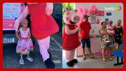 3 -year -old Garotinha celebrates after keeping the last radiotherapy session