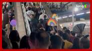 Fãs de Lady Gaga lotam metrô horas antes de megashow em Copacabana