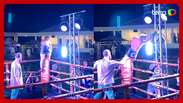 Lutador de boxe é eletrocutado logo após comemorar vitória