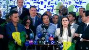 After meeting Bolsonaro, Damares Alves and Magno Malta say that Moraes' impeachment will be the opposition agenda to the Senate