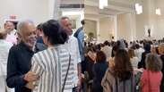 Gilberto Gil é consolado por amigos e familiares em missa de 7º dia da morte de Preta Gil no RJ