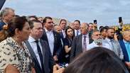 Após prisão domiciliar do pai, Flávio Bolsonaro pede impeachment de Moraes e sugere 'pacote de paz'