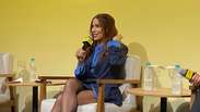 Anitta explica por que não tem carro: ‘Eu tenho um avião’