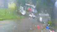 Vídeo mostra momento em que casa é ‘arrancada’ por tornado em município de Santa Catarina