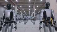 Empresa chinesa entrega ‘exército’ de robôs que trabalham 24h por dia