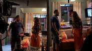V&iacute;deos de bastidores mostram Belo e Viviane Ara&uacute;jo contracenando juntos em &lsquo;Tr&ecirc;s Gra&ccedil;as&rsquo;