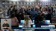 Socos e xingamentos: assista ao momento da briga entre deputados na CPMI do INSS
