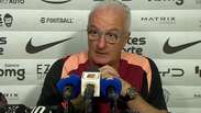 Dorival mostra inc&ocirc;modo com poss&iacute;vel venda de Andr&eacute; pelo Corinthians: &lsquo;N&atilde;o vim para ficar no meio do caminho&rsquo;
