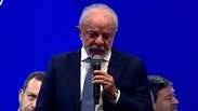 Lula critica aumento dos combust&iacute;veis: &lsquo;Bandido que quer ganhar dinheiro at&eacute; com o enterro da m&atilde;e&rsquo;