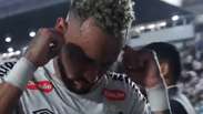 Co&ccedil;ou ou tapou os ouvidos? Movimento de Neymar chama aten&ccedil;&atilde;o ao deixar o gramado
