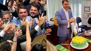Fl&aacute;vio Bolsonaro &eacute; parabenizado por anivers&aacute;rio em meio &agrave; festa por derrubada do veto ao PL da Dosimetria