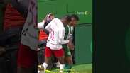 'Contato muito leve': Ou&ccedil;a &aacute;udio do VAR sobre cart&atilde;o vermelho retirado de jogador do Bragantino