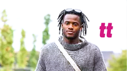Michy Batshuayi: quem &eacute; o atacante que chama aten&ccedil;&atilde;o pelos looks ousados