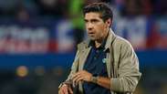 Conmebol abre processo disciplinar contra Abel por mostrar dedo do meio a Flaco L&oacute;pez