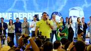 Fl&aacute;vio Bolsonaro relaciona Lula ao diabo e diz que tentaram o &lsquo;enterrar vivo&rsquo;