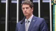 '&Eacute; no m&iacute;nimo imoral', diz Ricardo Salles sobre rela&ccedil;&atilde;o entre Fl&aacute;vio Bolsonaro e Vorcaro