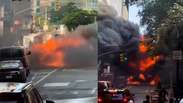 Carro explode pr&oacute;ximo ao Touro de Wall Street em Nova York