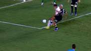 &lsquo;N&atilde;o toca na bola&rsquo;: Ou&ccedil;a &aacute;udio do VAR de p&ecirc;nalti em Vasco x Bragantino