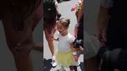 Filhas de Neymar visitam a Disney 'uniformizadas' antes de jogo do Brasil na Copa #shorts