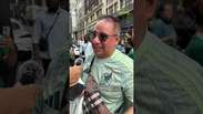 Longe de casa? Mexicanos lotam bar em NY e se empolgam com vit&oacute;ria na abertura da Copa #shorts